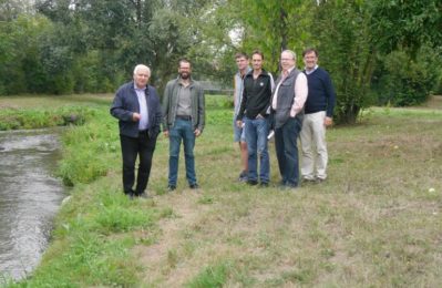 Gruppenfoto bei der Besprechung zur vorgesehenen Entlandungsmaßnahme